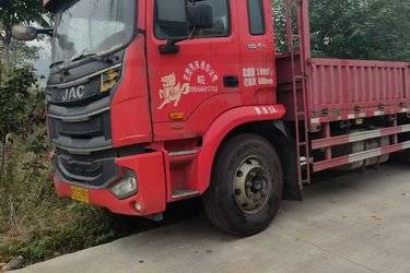 二手江淮 格尔发A5LIII中卡 252马力 4X2 6.8米栏板载货车(国五) 单桥 潍柴二手载货车 黄牌