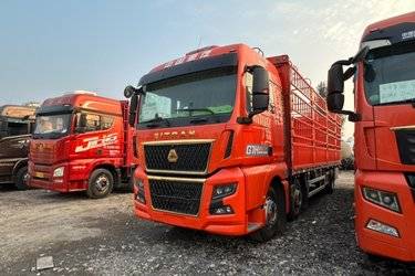 二手中国重汽 汕德卡SITRAK G7H 350马力 6X2 9.6米AMT自动档仓栅式载货车(国六) 前四后四 曼二手载货车 黄牌