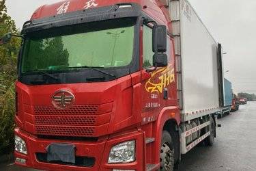 二手冷藏车 青岛解放 解放JH6 300 6.8 4X2图片