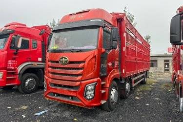 二手一汽解放 J6G 领航版 320马力 6X2 9.7米仓栅式载货车(平顶)(国六) 前四后四 锡柴二手载货车 黄牌