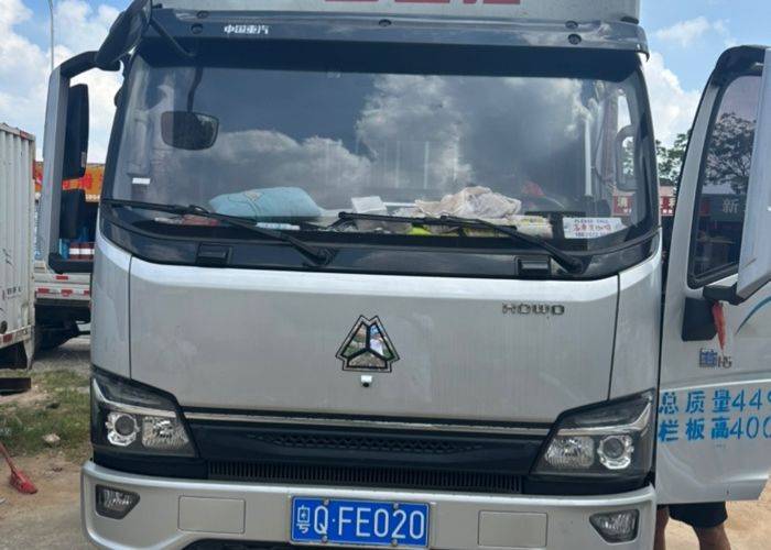 二手重汽HOWO轻卡 170马力 载货车