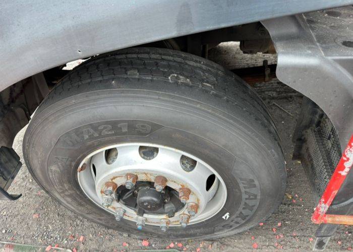 二手东风商用车 330马力 载货车