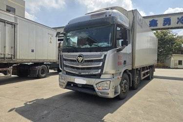 二手福田 欧曼EST 标载版 470马力 8X4 9.53米AMT自动挡栏板载货车(国六) 前四后八 福田康明斯二手载货车 黄牌