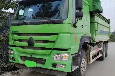 二手宏昌天马 重汽豪沃底盘 380马力 6X4 5.6米自卸车(国五) 后八轮 中国重汽二手自卸车 黄牌