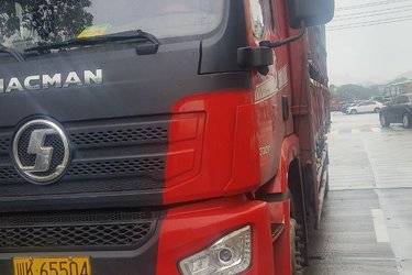 二手陕汽商用车 德御 300马力 4X2 6.8米仓栅式载货车(国六) 单桥 玉柴二手载货车 黄牌
