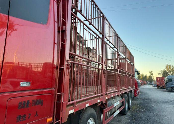 二手欧曼重卡(原福田欧曼) 520马力 专用车