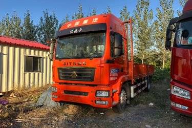 二手中国重汽 汕德卡SITRAK G5重卡 290马力 4X2 6.8米栏板载货车(国六) 单桥 曼二手载货车 黄牌图片