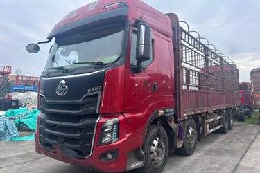 二手东风柳汽 乘龙H7重卡 460马力 8X4 9.6米仓栅式载货车(国五) 前四后八 潍柴二手载货车 黄牌图片