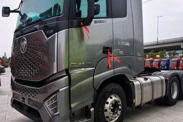 二手福田 欧曼银河 660马力 6X4 AMT自动档牵引车(国六) 双驱 福田康明斯二手牵引车 黄牌