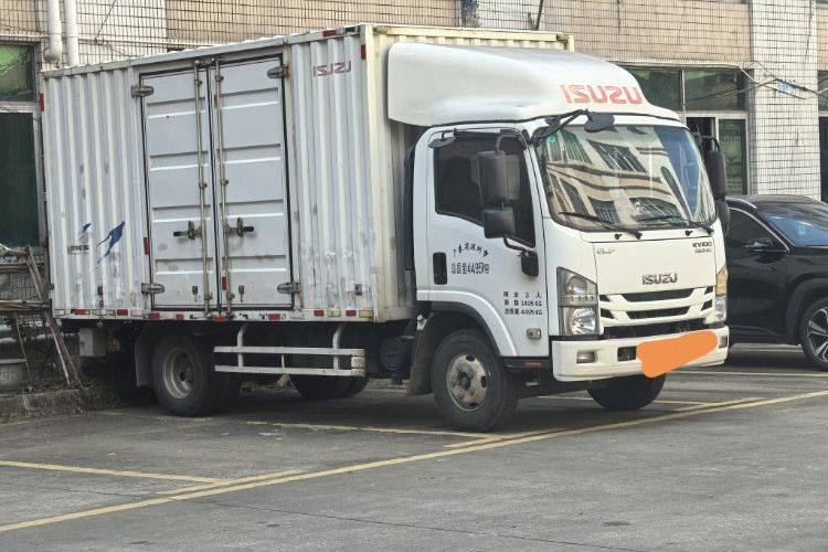 庆铃五十铃 130马力 载货车