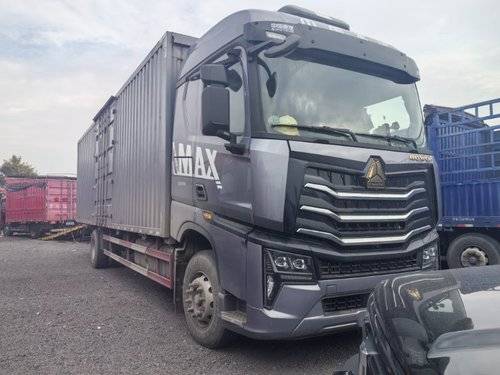 重汽豪沃(HOWO) 290马力 载货车