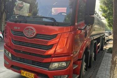 二手油罐车 湖北成龙威(楚飞牌) 一汽解放底盘 290 10.92