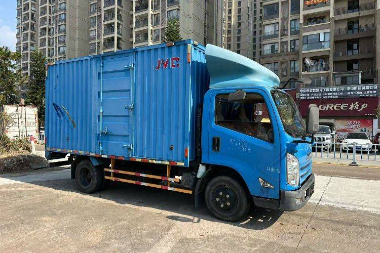 二手江铃汽车 116马力 载货车