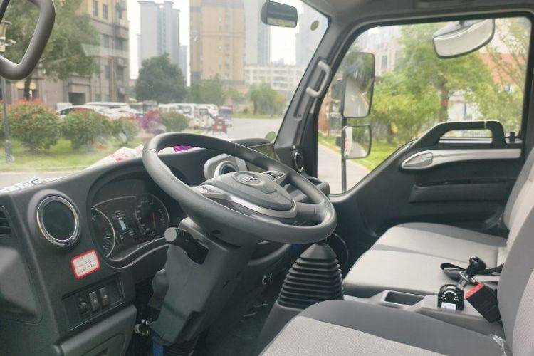 二手江淮康铃 140马力 载货车