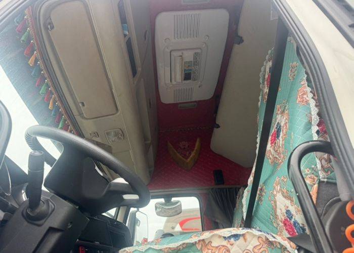 二手东风商用车 290马力 载货车