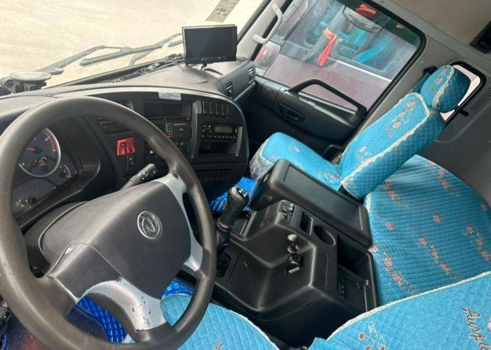 二手东风商用车 350马力 载货车