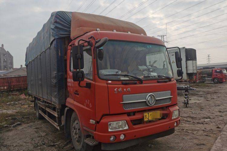 二手东风商用车 160马力 载货车