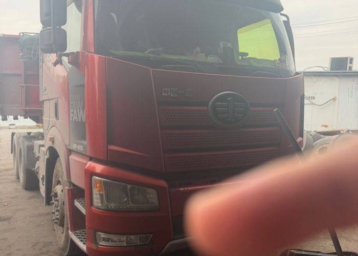 二手一汽解放 460马力 牵引车