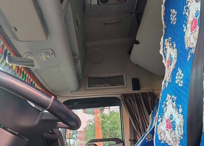 二手东风商用车 290马力 载货车