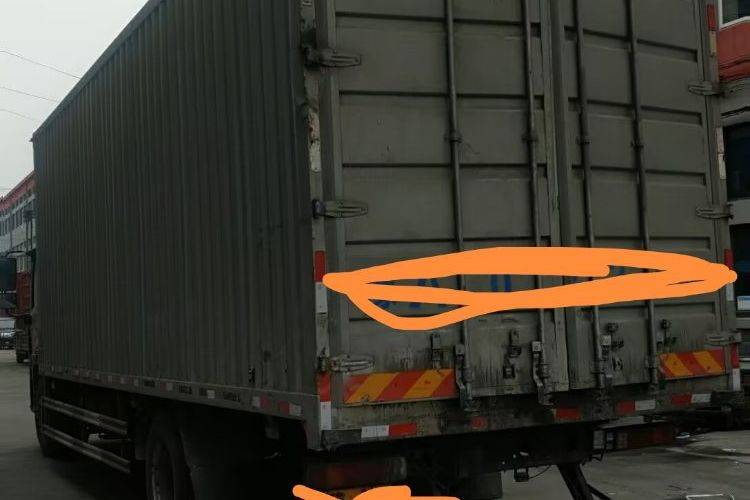 二手福田欧马可 168马力 载货车