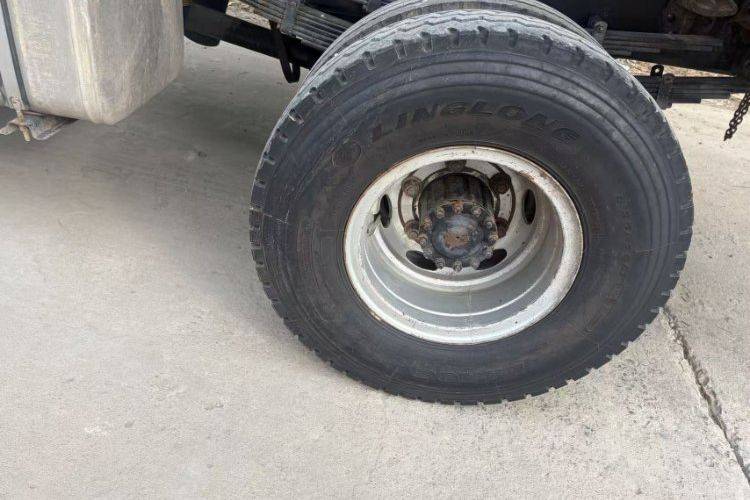 二手现代商用车 116马力 载货车