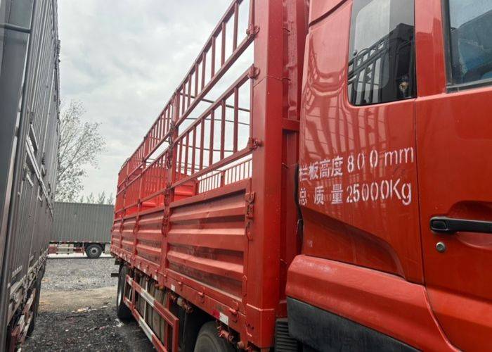 二手东风商用车 350马力 载货车