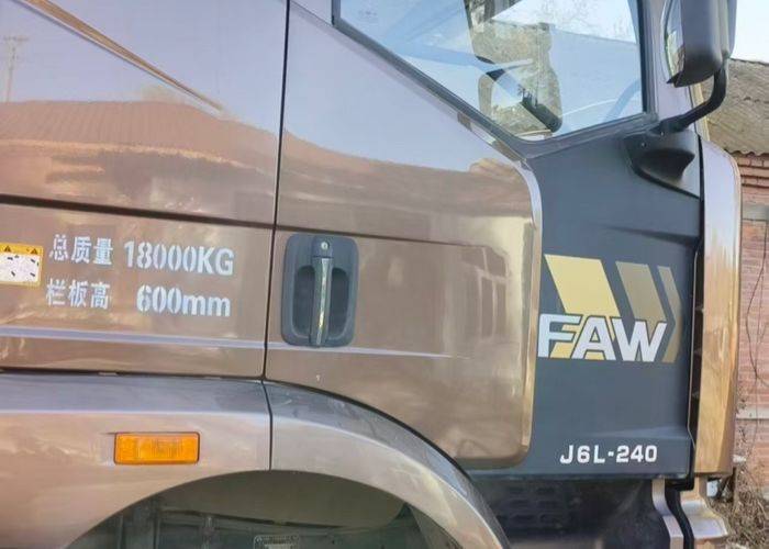 二手一汽解放 260马力 载货车