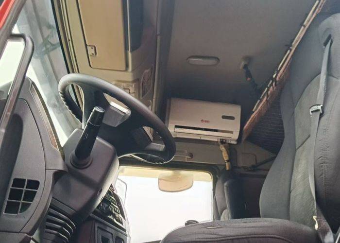 二手青岛解放 375马力 载货车