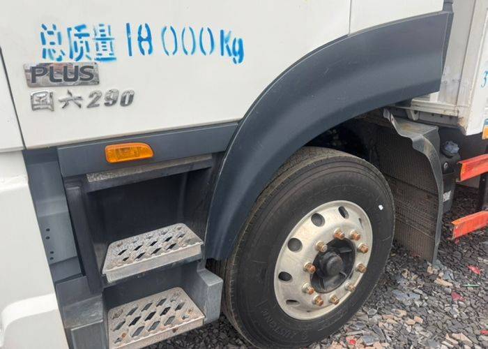二手东风商用车 290马力 载货车