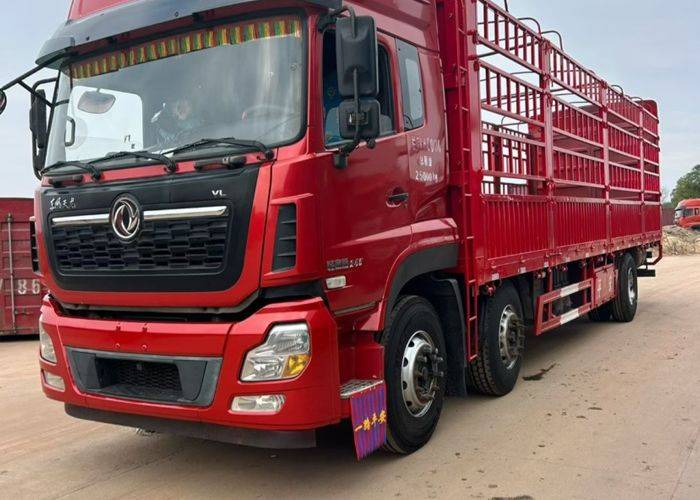 二手东风商用车 245马力 载货车