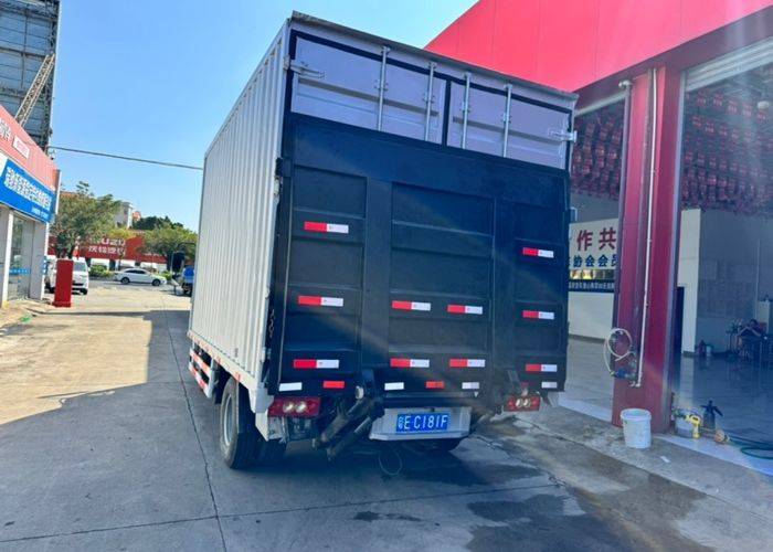 二手福田欧马可 150马力 载货车