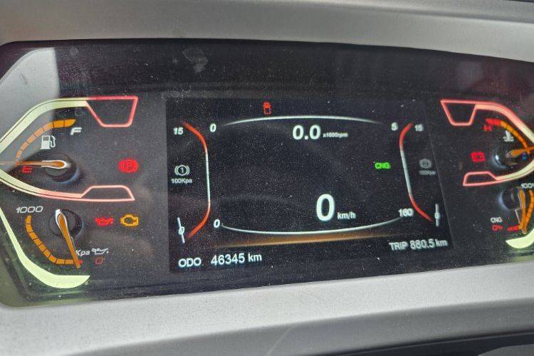 二手飞碟W 190马力 载货车