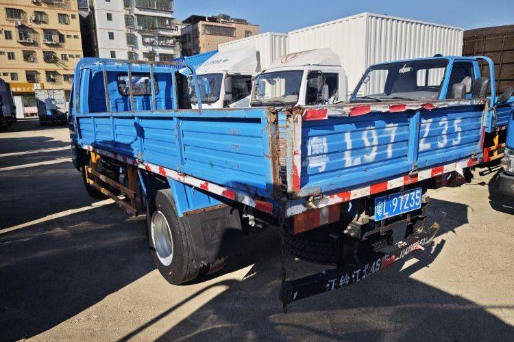 二手江铃汽车 109马力 载货车