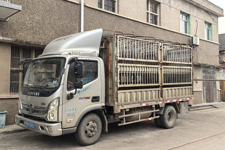 二手福田奥铃 156马力 载货车