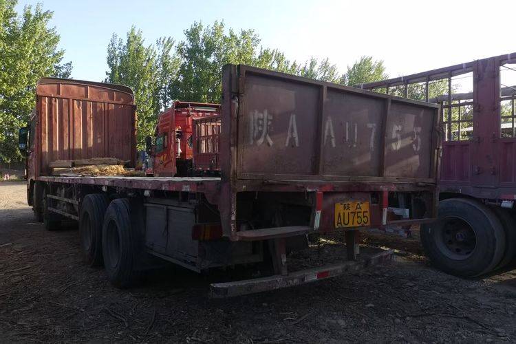 二手欧曼重卡(原福田欧曼) 360马力 载货车