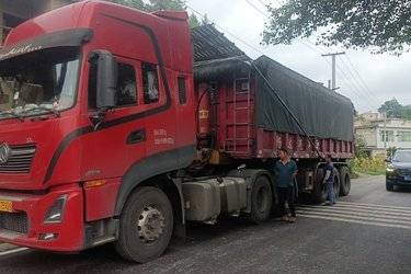 二手东风商用车 新天龙KL重卡 465马力 6X4牵引车(国五) 双驱 雷诺二手牵引车 黄牌