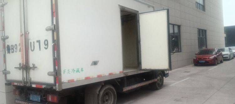 二手重汽HOWO轻卡 160马力 专用车