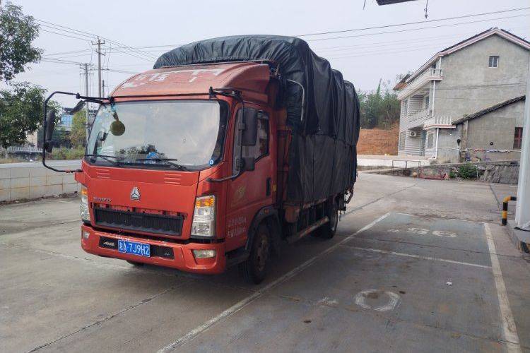 二手重汽HOWO轻卡 160马力 载货车