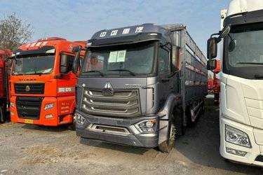 二手中国重汽 豪沃NX中卡 290马力 6X2 9.5米仓栅式载货车(国六) 前四后四 曼二手载货车 黄牌