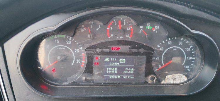 一汽解放 260马力 载货车