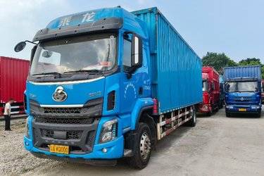 二手东风柳汽 乘龙H5重卡 245马力 4X2 9.7米厢式载货车(国六)(速比4.111)(国六) 单桥 玉柴二手载货车 黄牌