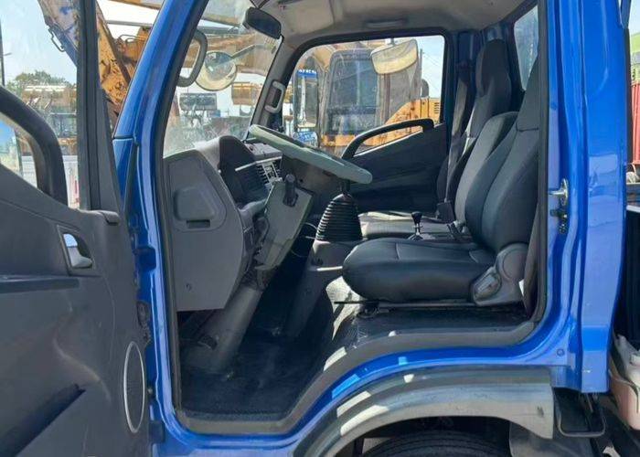 二手江淮骏铃 131马力 载货车