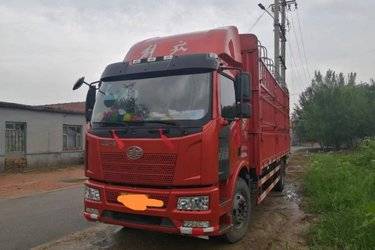 二手一汽解放 J6L中卡 2019款 180马力 6.75米仓栅式载货车(国五) 单桥 大柴二手载货车 黄牌图片