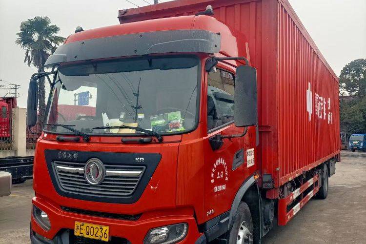 二手东风商用车 245马力 载货车