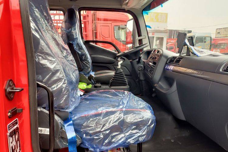 二手欧曼重卡(原福田欧曼) 240马力 载货车