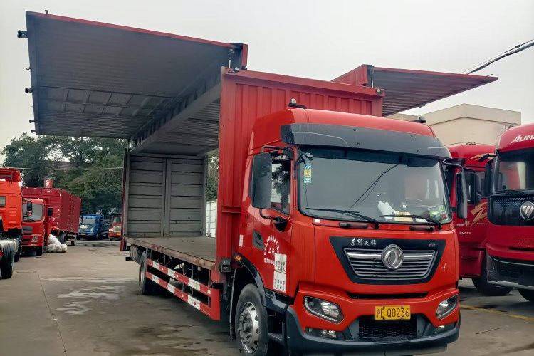二手东风商用车 245马力 载货车