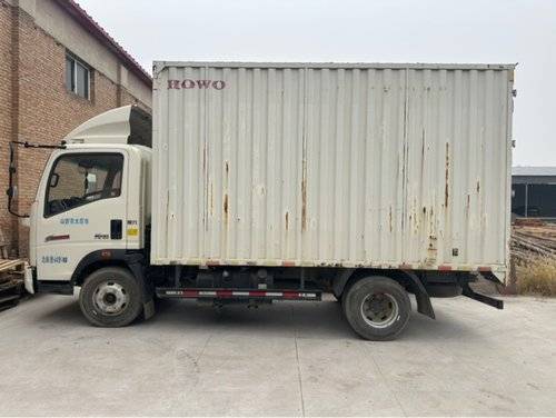 重汽HOWO轻卡 150马力 载货车
