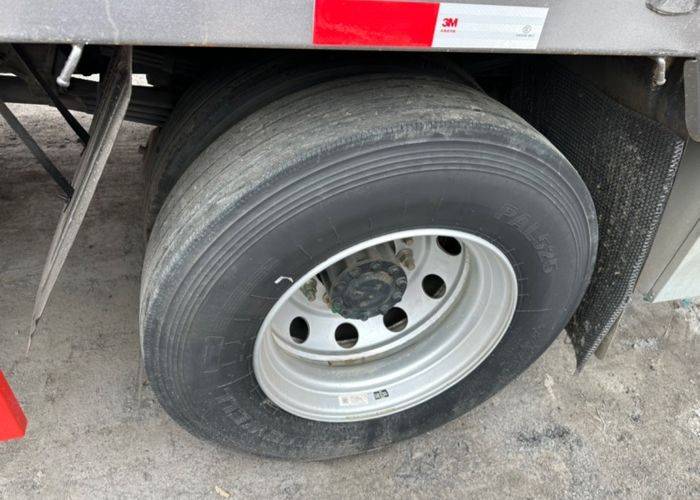 二手欧曼重卡(原福田欧曼) 350马力 载货车
