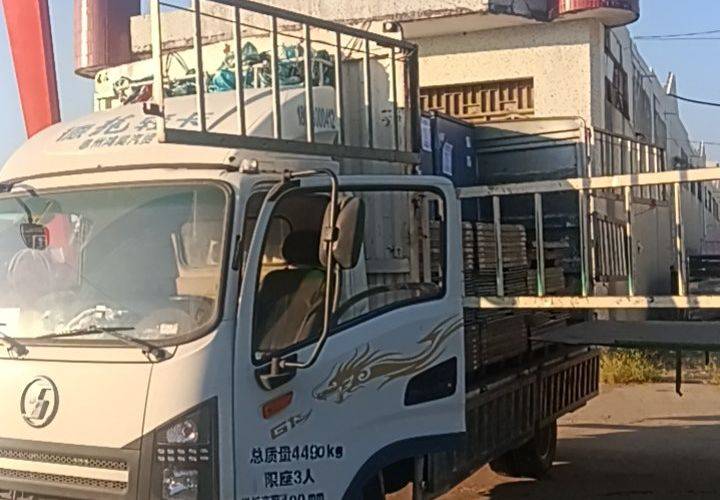 二手陕汽商用车 155马力 载货车