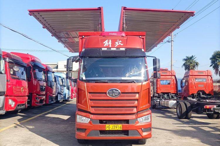 二手一汽解放 260马力 载货车
